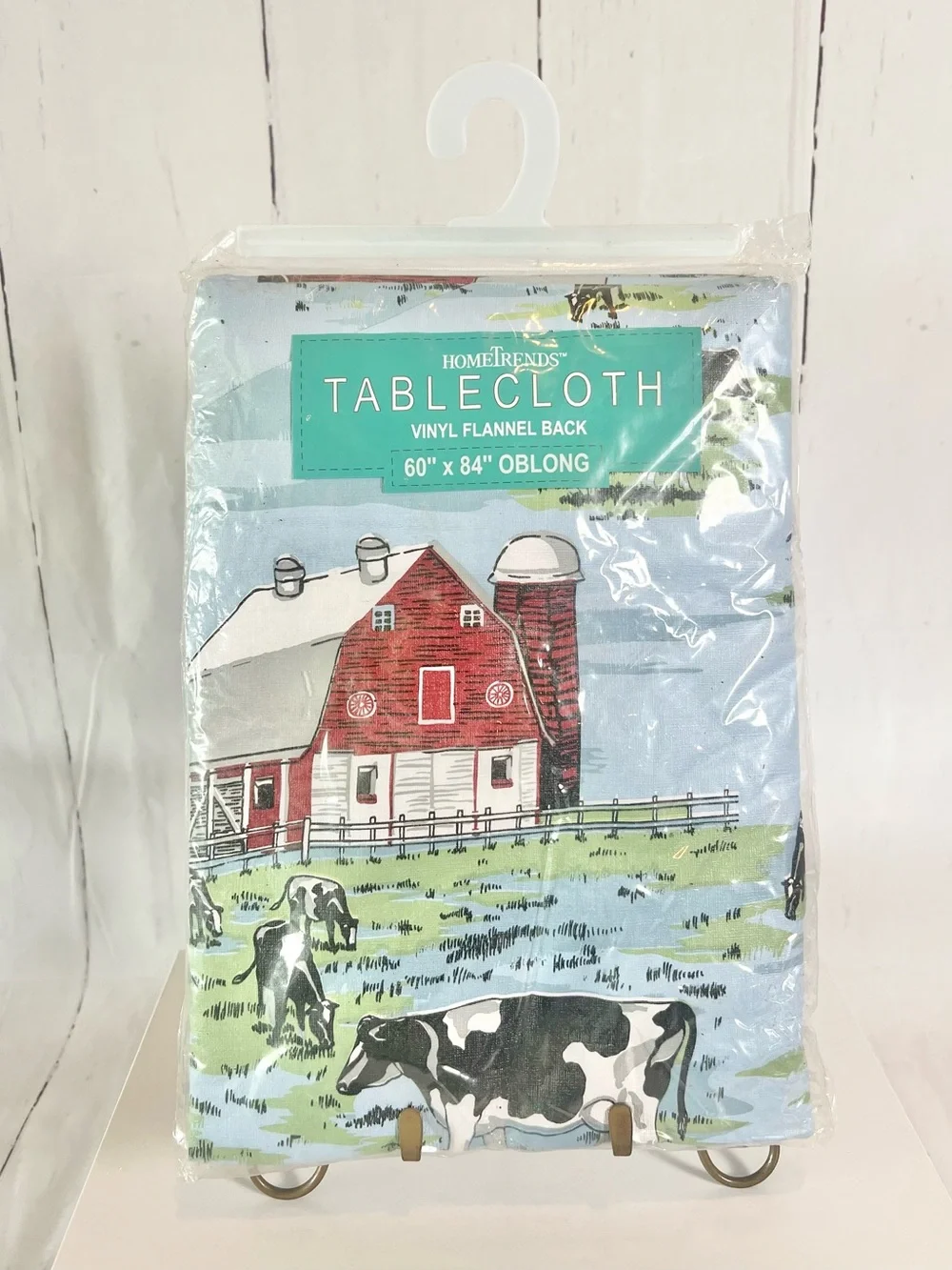 NIP Vintage Hometrends Country Farm Scene Vinyl Tablecloth  60